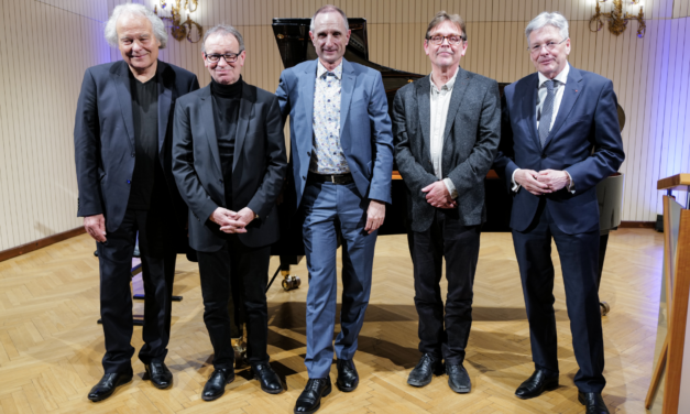 Ausgezeichneter Abschied