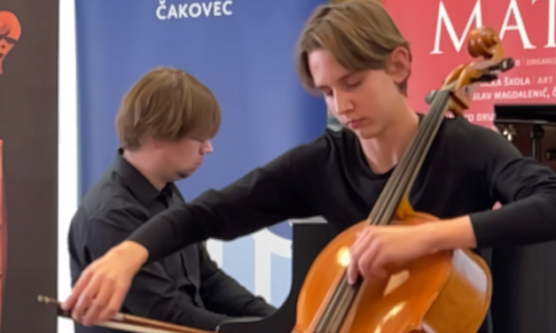 Besondere Auszeichnung für Maximilian Kolloros