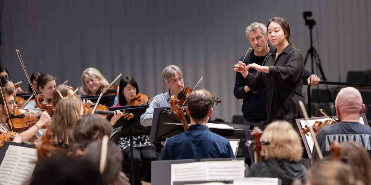 Jimin Han und Alja Klemenc bei Meisterklasse mit Bruckner Orchester