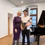Minghan Zhu brilliert bei Wettbewerb in Slowenien