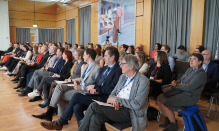 Facettenreiches musikpädagogisches Symposium zum Abschluss der Begleitforschung Musikschule Plus