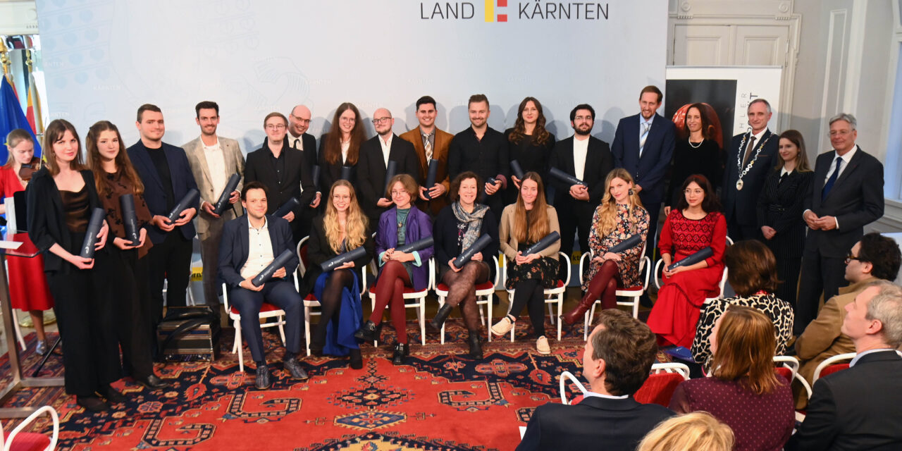 Akademische Feier der GMPU im Spiegelsaal der Kärntner Landesregierung