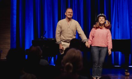 Ema Pavlič und Matic Dokler beim spevSLAM: Neue Musik aus der GMPU